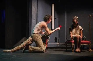 Eca 142 294 012 Secret 2 2.webp